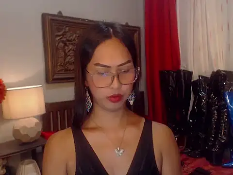 Nathalieheartt online show from 4, 8, 2026
