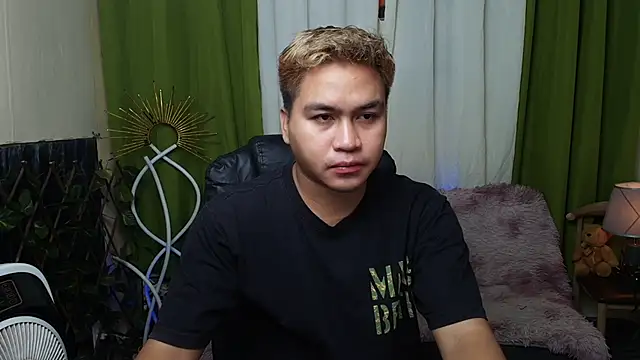 Snapshot of Asian_jayeel chatting on 13, 6, 2026 Asian jayeel online show from 13, 6, 2026