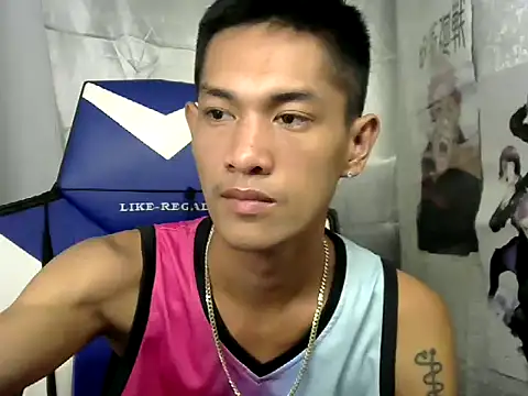 Snapshot of riks_tyler chatting on 15, 9, 2025 riks tyler online show from 15, 9, 2025