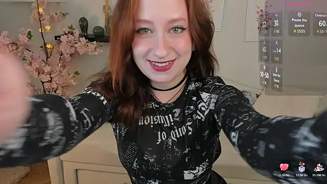 Violet Griffen online show from 18, 10, 2025