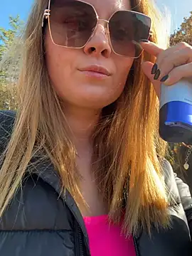 Velvetnoir21 online show from 29, 10, 2025