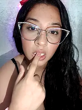 VALENTINA ROUSE  online show from 5, 3, 2026