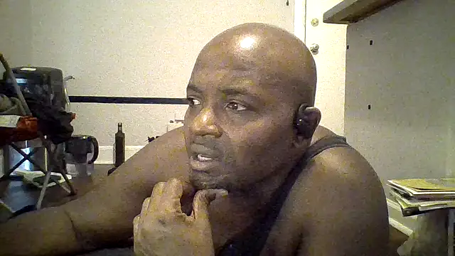 Snapshot of JezOne555 chatting on 13, 12, 2025 JezOne555 online show from 13, 12, 2025