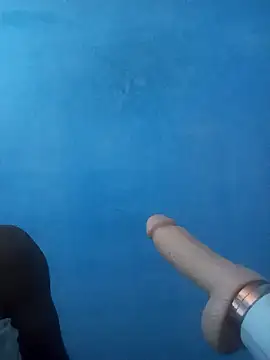 Snapshot of b_ele chatting on 13, 9, 2025 b ele online show from 13, 9, 2025