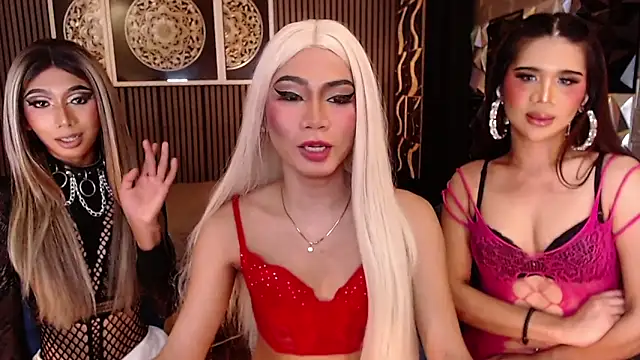 BigCockMaxineTS online show from 29, 6, 2026