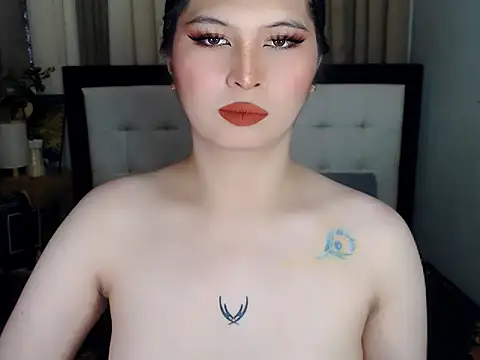 NaomiSmall online show from 2, 10, 2025