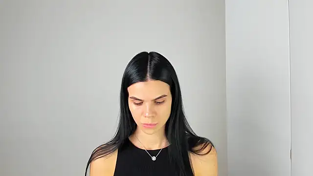 Amelisweett online show from 9, 9, 2025