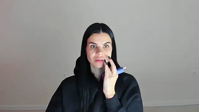 Amelisweett online show from 3, 10, 2025