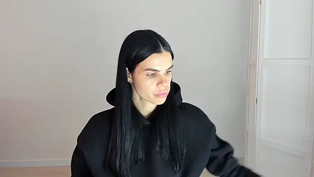 Amelisweett online show from 10, 10, 2025