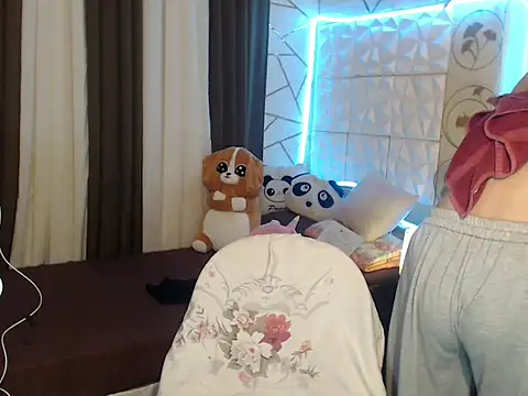 Snapshot of Alluring_Ashley chatting on 29, 4, 2026 Alluring Ashley online show from 29, 4, 2026
