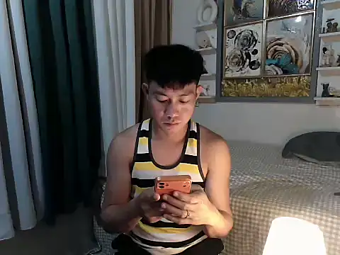 xshyboyx online show from 29, 5, 2026