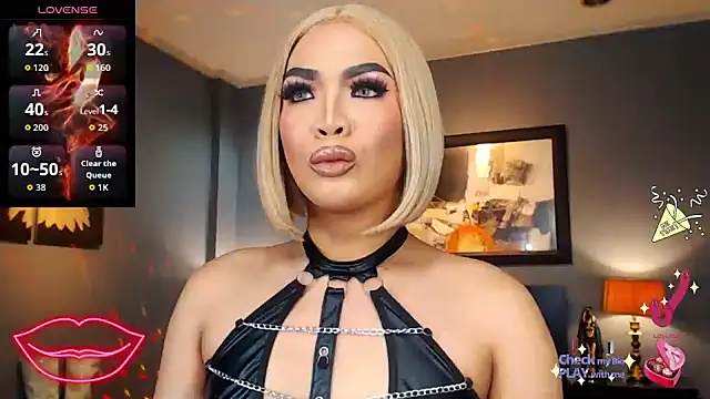 Snapshot of FridaHumphrey chatting on 22, 9, 2025 FridaHumphrey online show from 22, 9, 2025