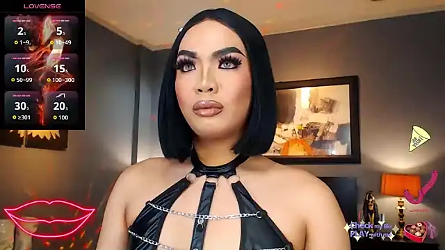 Snapshot of FridaHumphrey chatting on 23, 9, 2025 FridaHumphrey online show from 23, 9, 2025