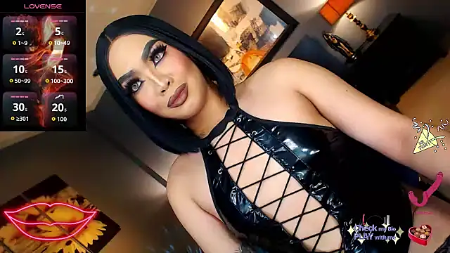 Snapshot of FridaHumphrey chatting on 16, 10, 2025 FridaHumphrey online show from 16, 10, 2025