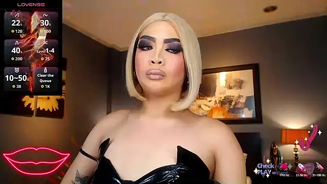 FridaHumphrey online show from 6, 4, 2026