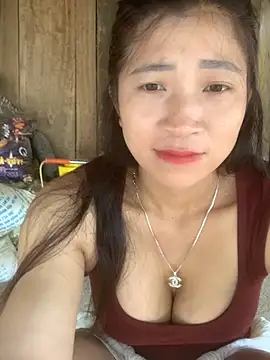 Snapshot of ThiHa003 chatting on 16, 9, 2025 ThiHa003 online show from 16, 9, 2025