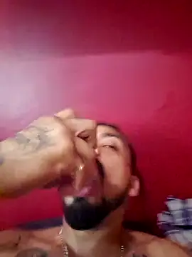 Cnutt310 online show from 6, 10, 2025