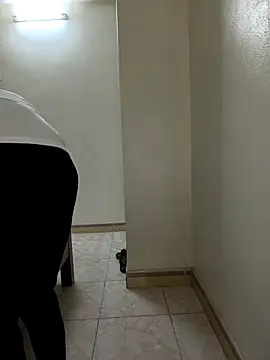 Ariana-Vy online show from 8, 11, 2025