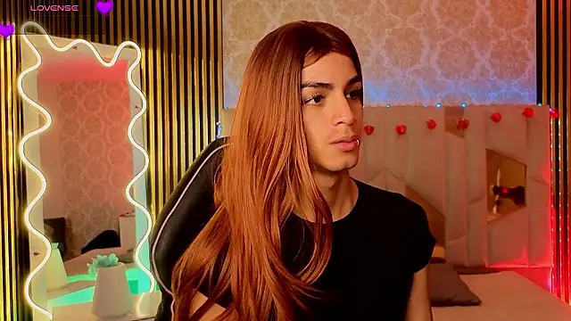 LIHIAN TAY online show from 18, 3, 2026