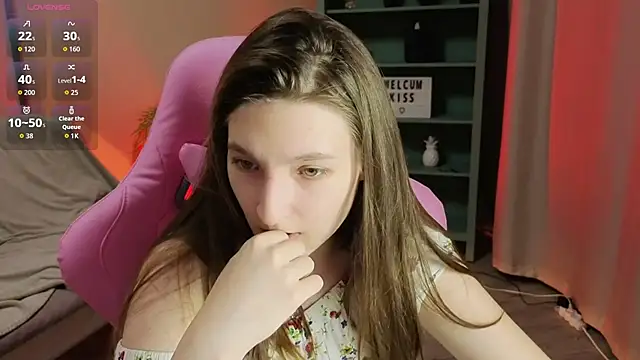 Mia Myles online show from 11, 11, 2025