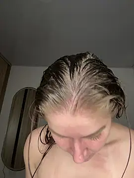 Snapshot of Agata_Holman chatting on 14, 2, 2026 Agata Holman online show from 14, 2, 2026