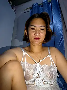 Snapshot of lustlushlady6 chatting on 25, 10, 2025 lustlushlady6 online show from 25, 10, 2025