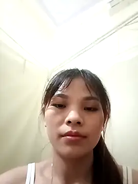 Snapshot of Ocnguyety chatting on 27, 10, 2025 Ocnguyety online show from 27, 10, 2025