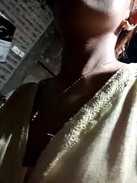 Snapshot of Ocnguyety chatting on 11, 11, 2025 Ocnguyety online show from 11, 11, 2025