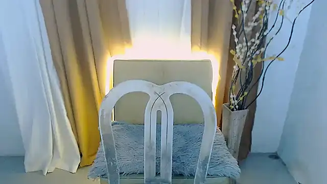 seductive nikki online show from 11, 11, 2025