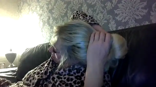 Snapshot of stormy_p chatting on 16, 10, 2025 stormy p online show from 16, 10, 2025