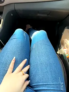 Meii-meyy online show from 21, 9, 2025