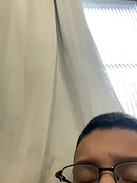 safadezanunes2 online show from 10, 10, 2025