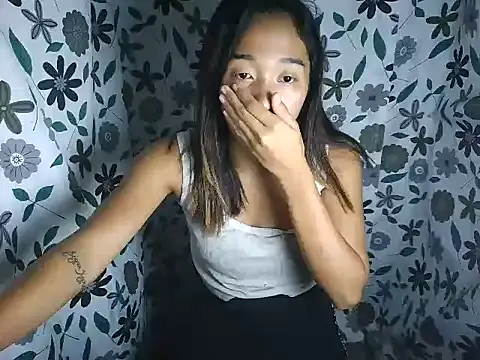 Virgen christine01 online show from 9, 3, 2026