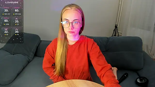 Snapshot of MewStella chatting on 14, 9, 2025 MewStella online show from 14, 9, 2025