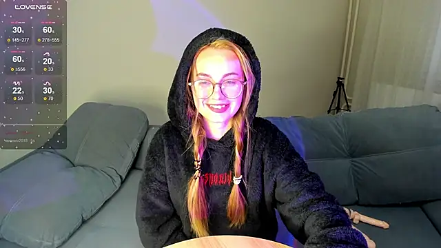 Snapshot of MewStella chatting on 1, 10, 2025 MewStella online show from 1, 10, 2025
