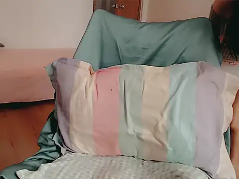 Tea Mei online show from 25, 3, 2026