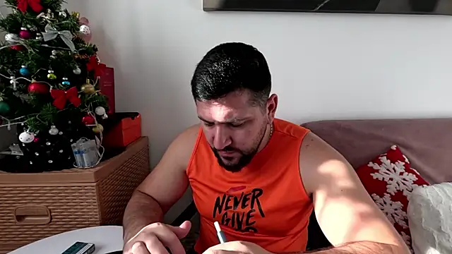 Snapshot of Gold_Alpha_Boy chatting on 19, 12, 2025 Gold Alpha Boy online show from 19, 12, 2025