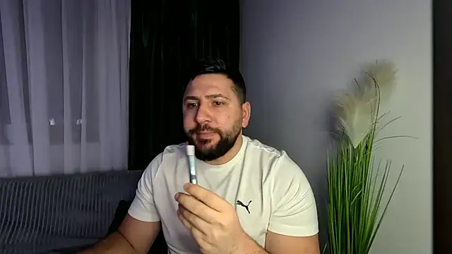 Snapshot of Gold_Alpha_Boy chatting on 9, 2, 2026 Gold Alpha Boy online show from 9, 2, 2026