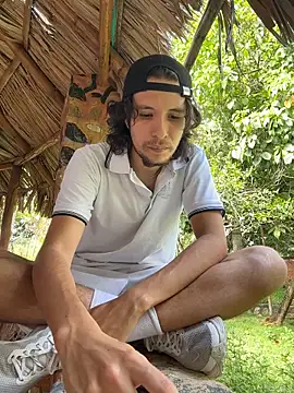 Luxx 14 online show from 9, 4, 2026