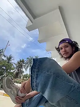 Luxx 14 online show from 23, 4, 2026