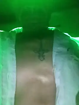 Snapshot of Oaxhot chatting on 6, 10, 2025 Oaxhot online show from 6, 10, 2025