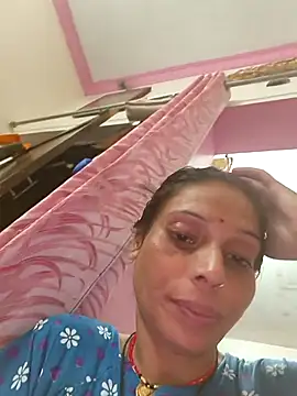 Snapshot of ISHANI-SINGH chatting on 28, 10, 2025 ISHANI-SINGH online show from 28, 10, 2025