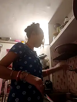 Snapshot of ISHANI-SINGH chatting on 6, 11, 2025 ISHANI-SINGH online show from 6, 11, 2025