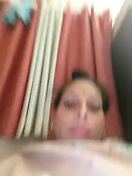 Snapshot of ISHANI-SINGH chatting on 8, 11, 2025 ISHANI-SINGH online show from 8, 11, 2025