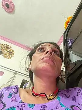 Snapshot of ISHANI-SINGH chatting on 10, 11, 2025 ISHANI-SINGH online show from 10, 11, 2025