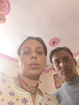 Snapshot of ISHANI-SINGH chatting on 13, 11, 2025 ISHANI-SINGH online show from 13, 11, 2025