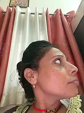 Snapshot of ISHANI-SINGH chatting on 5, 12, 2025 ISHANI-SINGH online show from 5, 12, 2025