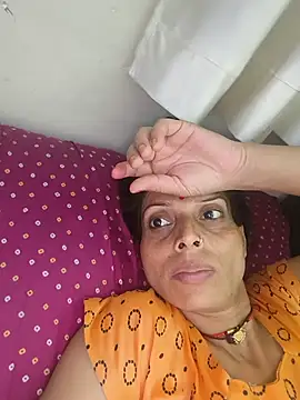 ISHANI-SINGH online show from 17, 6, 2026