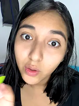 Milly Sweet14 online show from 25, 9, 2025