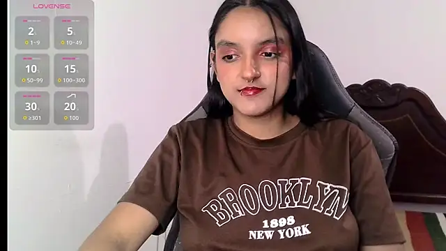 Snapshot of Ari_20_ chatting on 24, 10, 2025 Ari 20 online show from 24, 10, 2025